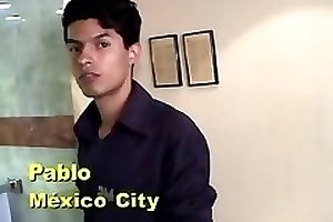 Chico Hispano-Americano Masturbandose